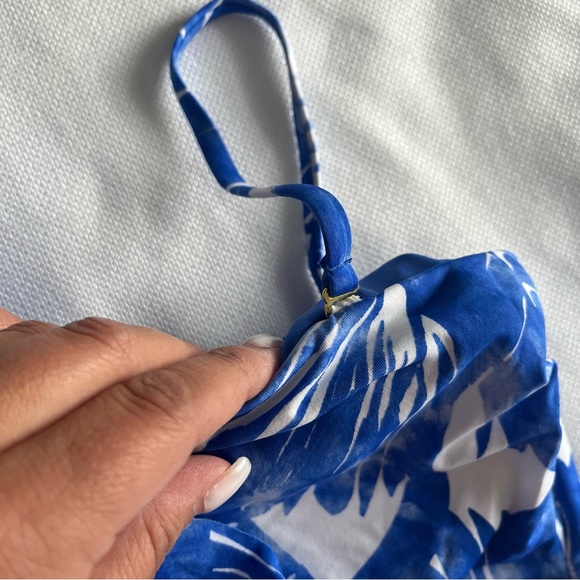 Trina Turk Women's Standard Basque Asymmetrical One
Piece Size 10 - Picture 7 of 12